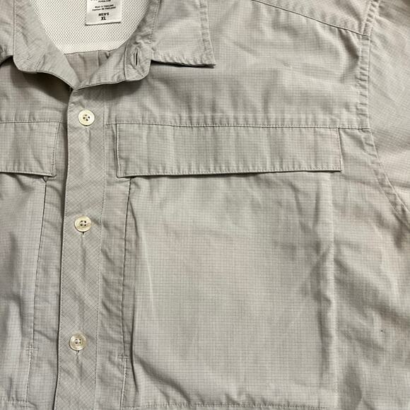 Patagonia Shirt Mens XL Performance Button Short Sleeve Light Gray - Picture 3 of 7